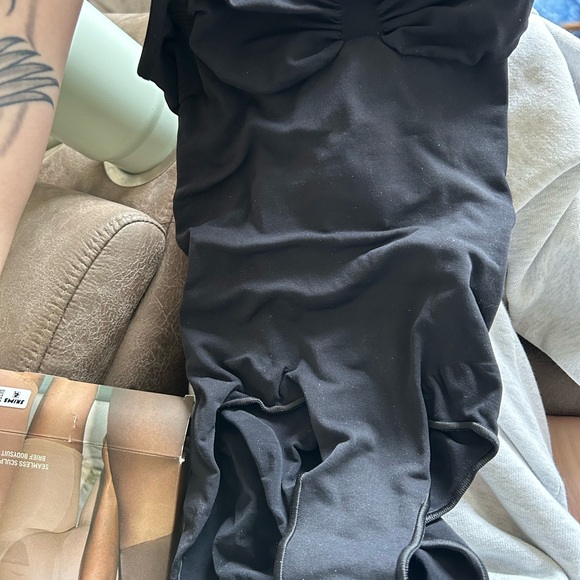 SKIMS Seamless Sculpt Brief Bodysuit - black - Picture 4 of 4